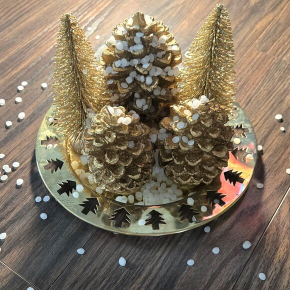 NEWBURY COLLECTION Golden Pinecone Candle Garden NEW IN BOX! - Picture 14 of 14